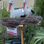 Originelle Geburtstafel mit Storch zu Geburt mit Ständer 3 Störche