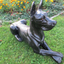 Deutsche Dogge Figur - Deko Dogge lebensecht, liegend, schwarz 1