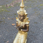 Buddha Figuren - Tempelwächter Statue kniend 2