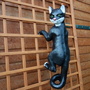 Deko Katze - Katzenfigur kletternde Katze Deko 2