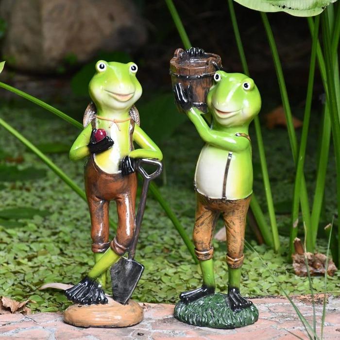 - [Gartenfiguren: Gartenfigur Frosch] Lustiger Frosch mit Spaten als