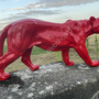 Rote Puma Dekofigur, Jungtier, mit Autolack, 35 cm hoch 2