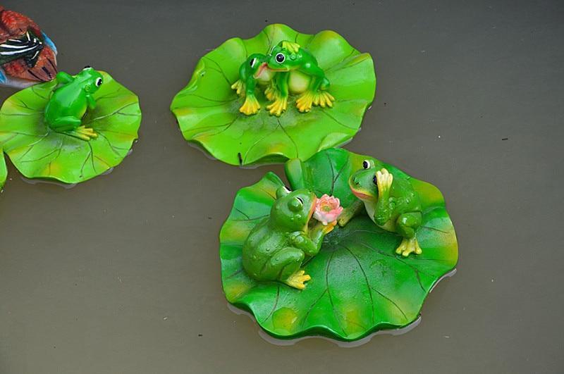  [Gartenfiguren Gartenfigur Frosch] Lustige Frösche auf einer Seerose