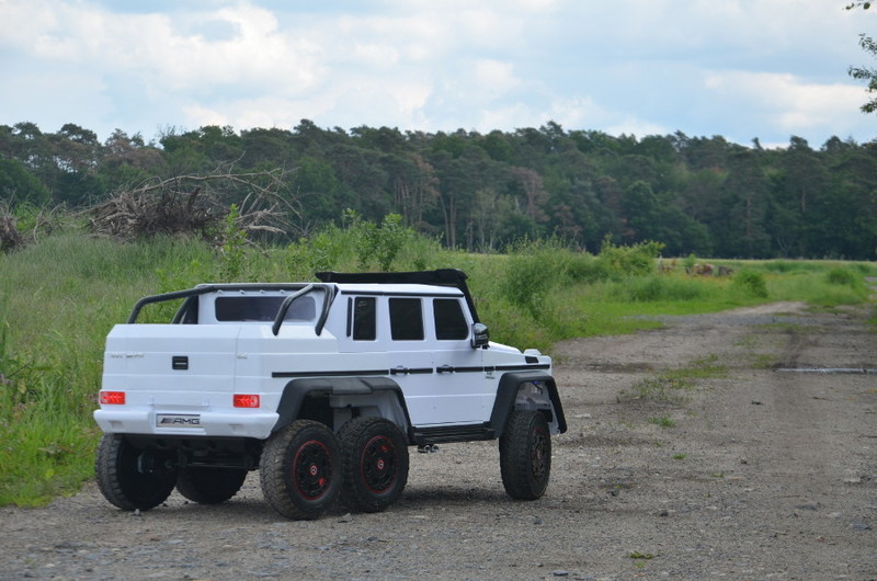 Mercedes Benz G63 AMG 6x6 2- Sitzer, weiss, Lizenz Kinder-Elektroauto  Kinderfahrzeug