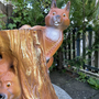 Kleine Eichhörnchenfiguren Deko, Familie im Holzstamm, 36 cm hoch 4