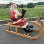 Weihnachtsdeko Draussen - Weihnachtsmann mit Schlitten und Buch lebensgross