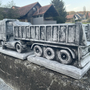 Beton Blumentopf, LKW DAF mit Auflieger, 80cm lang 3