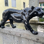 Dekofigur Schwarzer Panther, Jungtier, mit Autolack, 35 cm hoch