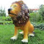 Kleine Löwefigur Gartendeko, Männchen sitzend, 65 cm hoch